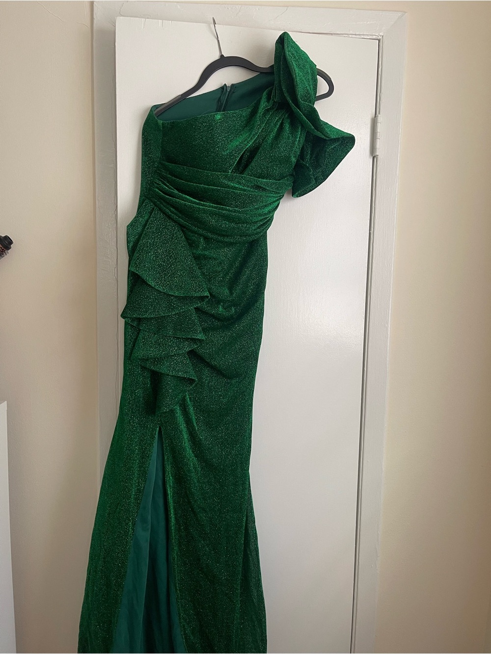 Rhude Emerald One-Shoulder Ruffle Gown - Picture 2 of 3